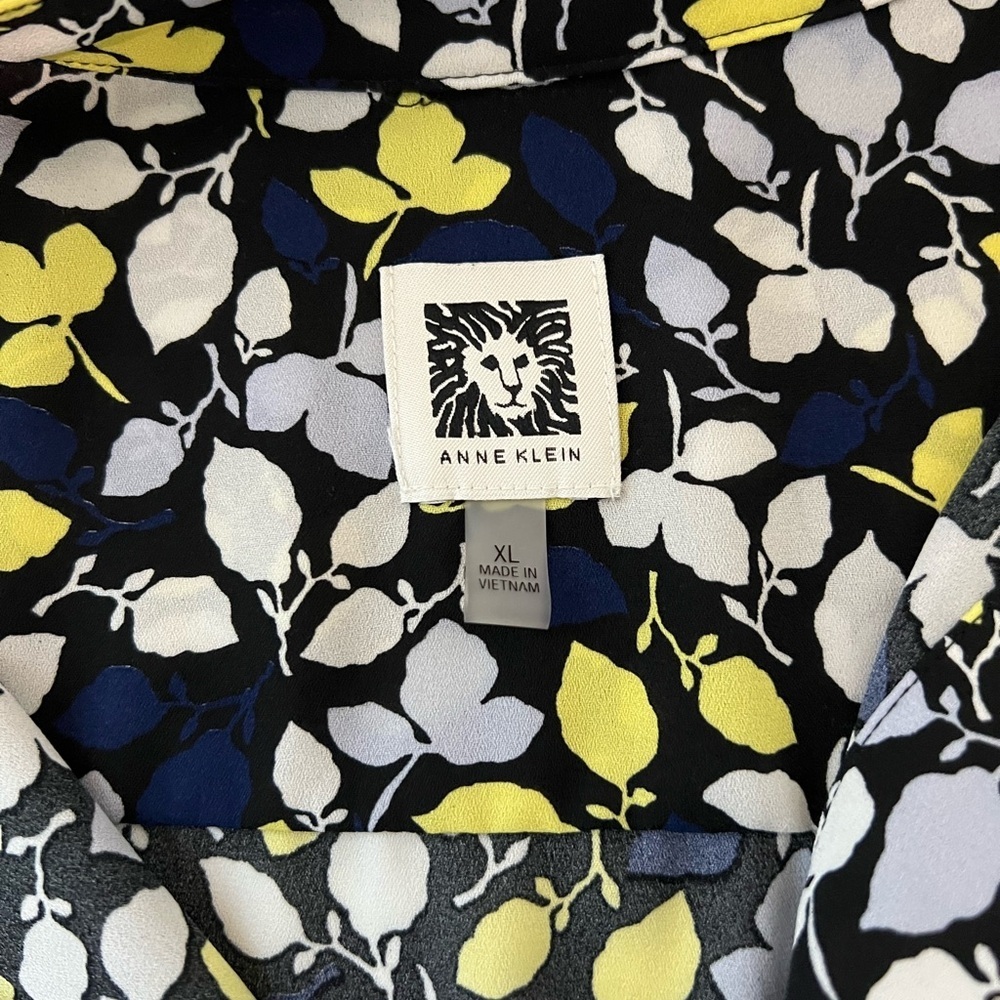 Anne Klein women long sleeve button up blouse with a leaf pattern XL spring - Picture 3 of 4